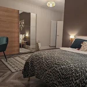 Wellington Circus Apartment